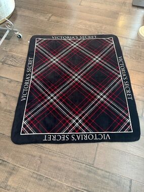 Victoria's Secret Black, Red & White Plaid Logo Throw
